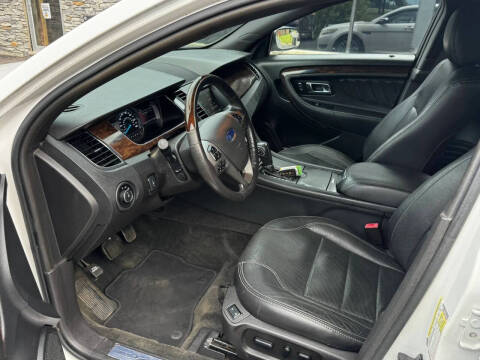 2014 Ford Taurus Limited