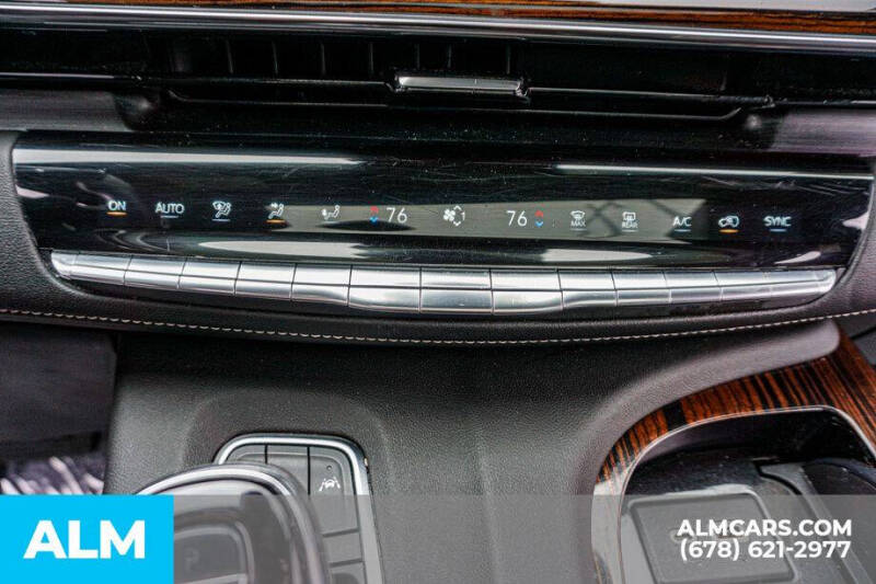 2022 Cadillac Escalade Premium Luxury