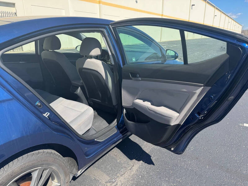 2018 Hyundai Elantra SEL