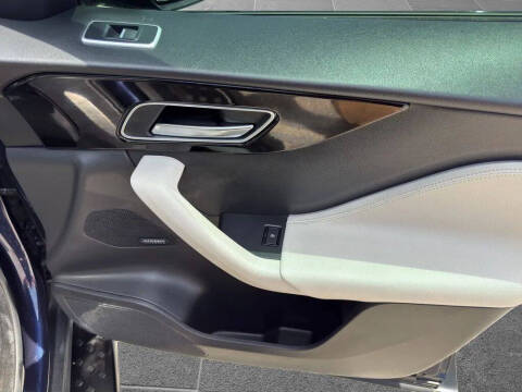 2018 Jaguar F-PACE 35t Prestige