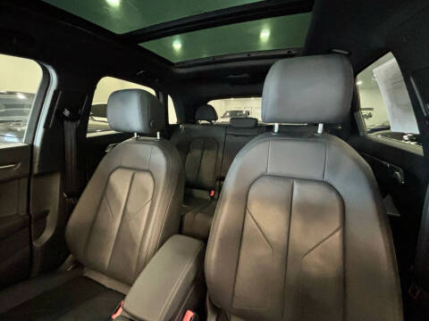 2021 Audi Q3 quattro Premium 40 TFSI