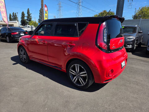 2019 Kia Soul +