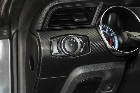 2017 Ford Mustang V6