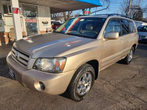 2005 Toyota Highlander for sale at New Wheels in Glendale Heights IL