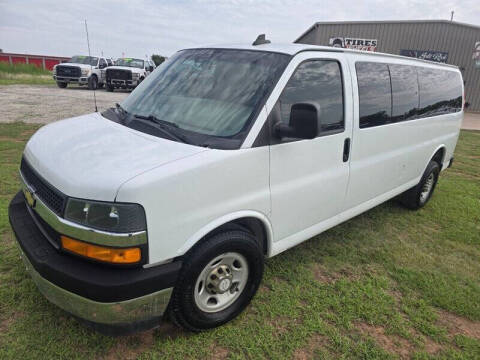 2017 Chevrolet Express LT 3500