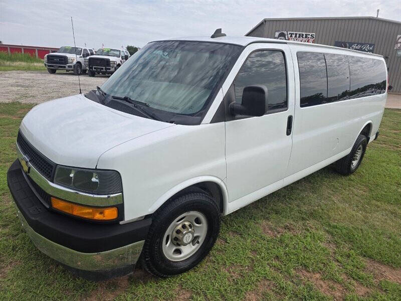 2017 Chevrolet Express LT 3500