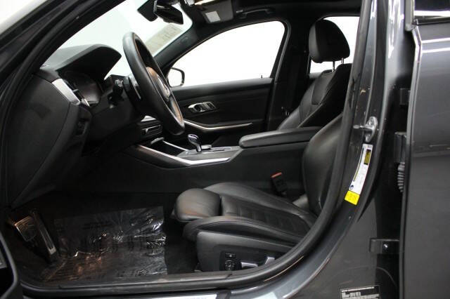 2022 BMW 3 Series 330i