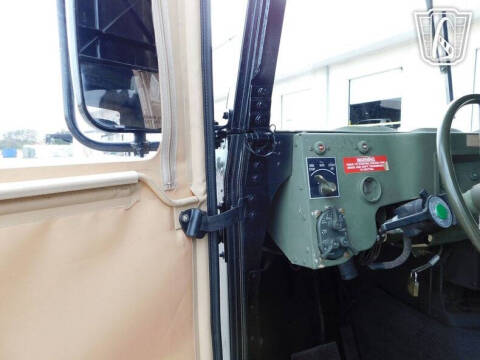 1991 AM General Hummer