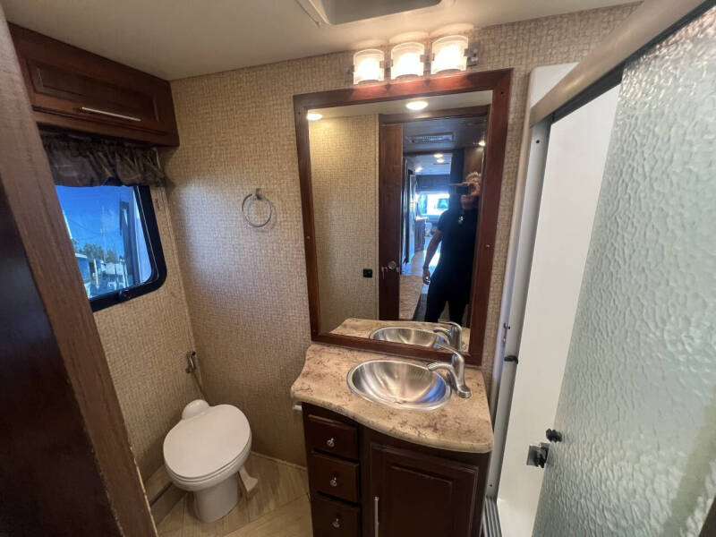 2016 Coachmen RV Encounter