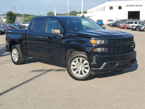 2020 Chevrolet Silverado 1500 for sale at Betten Baker Preowned Center in Twin Lake MI