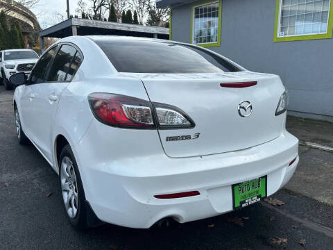 2013 Mazda MAZDA3 i SV