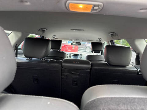 2018 Hyundai Santa Fe SE