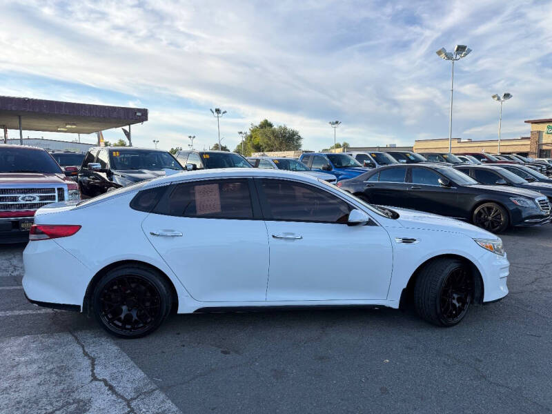 2016 Kia Optima LX