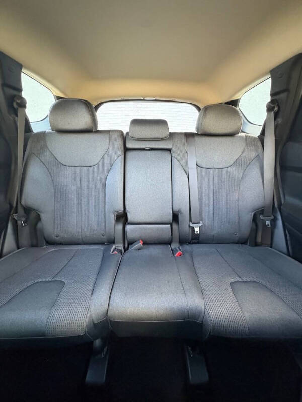 2020 Hyundai Santa Fe SE