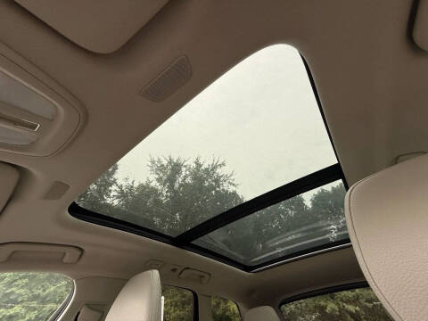 2022 Volvo XC60 B5 Momentum