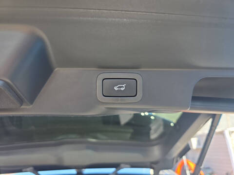 2022 Land Rover Range Rover Sport SVR