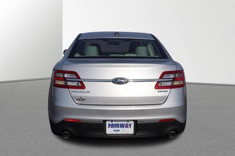 2015 Ford Taurus