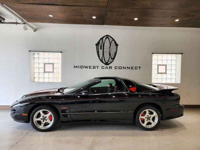 2000 Pontiac Firebird for sale at Midwest Car Connect in Villa Park IL
