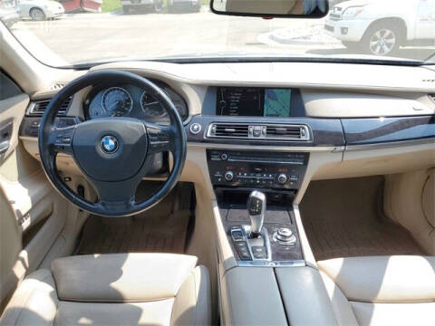 2011 BMW 7 Series 750Li xDrive