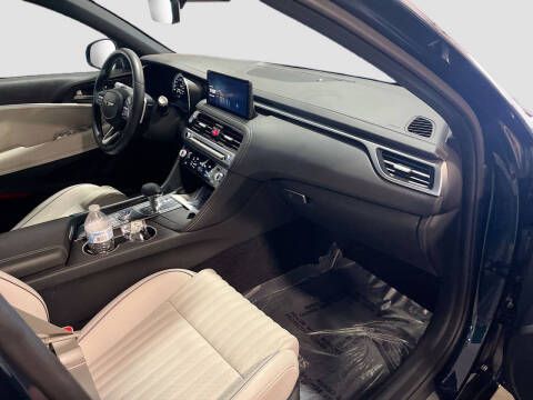 2025 Genesis G70