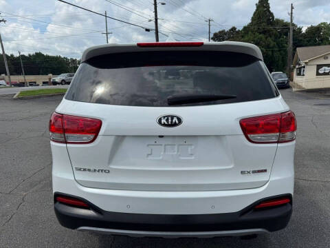 2016 Kia Sorento EX