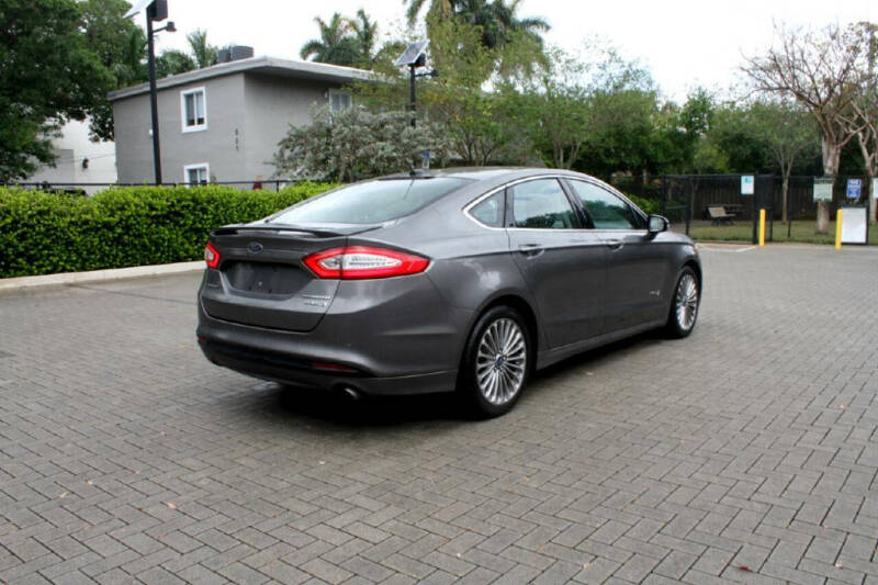 2013 Ford Fusion Hybrid Titanium
