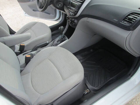 2017 Hyundai Accent SE