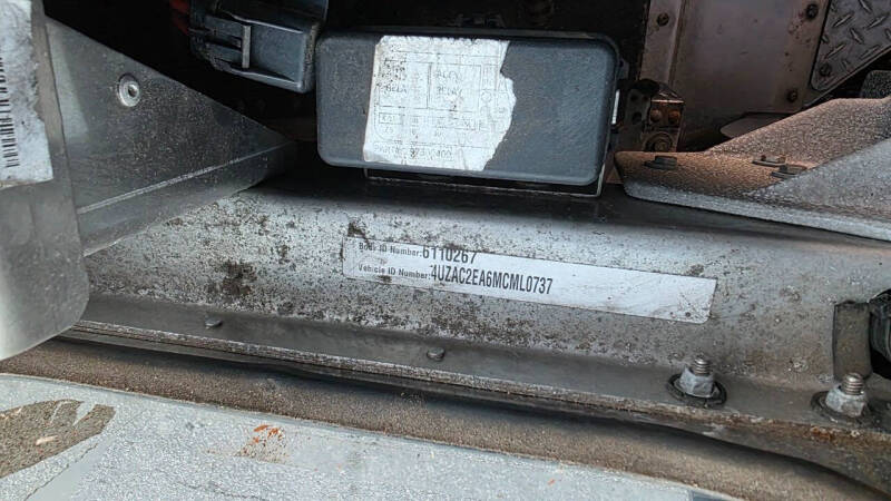 2021 Freightliner MT45 Chassis