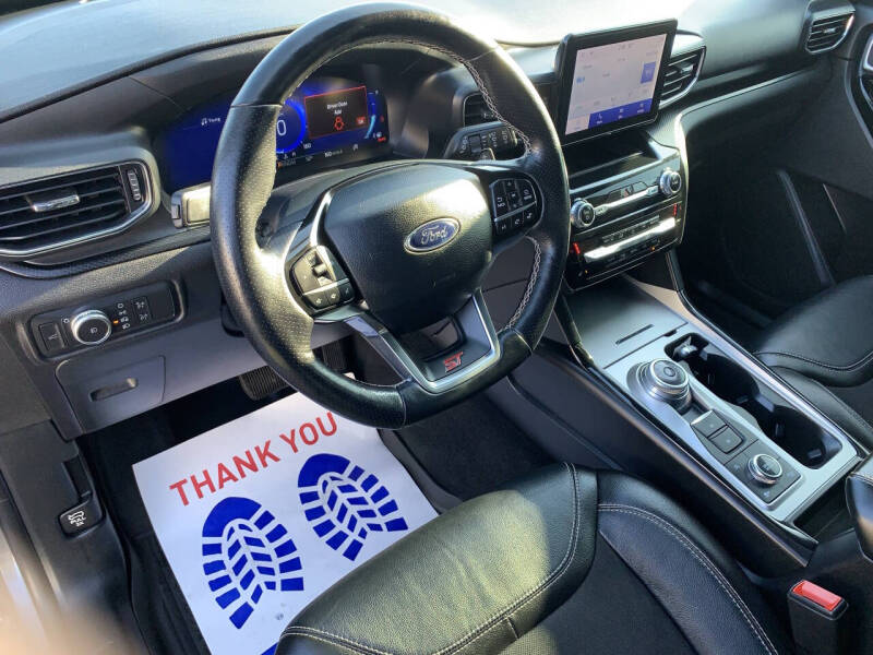 2022 Ford Explorer ST