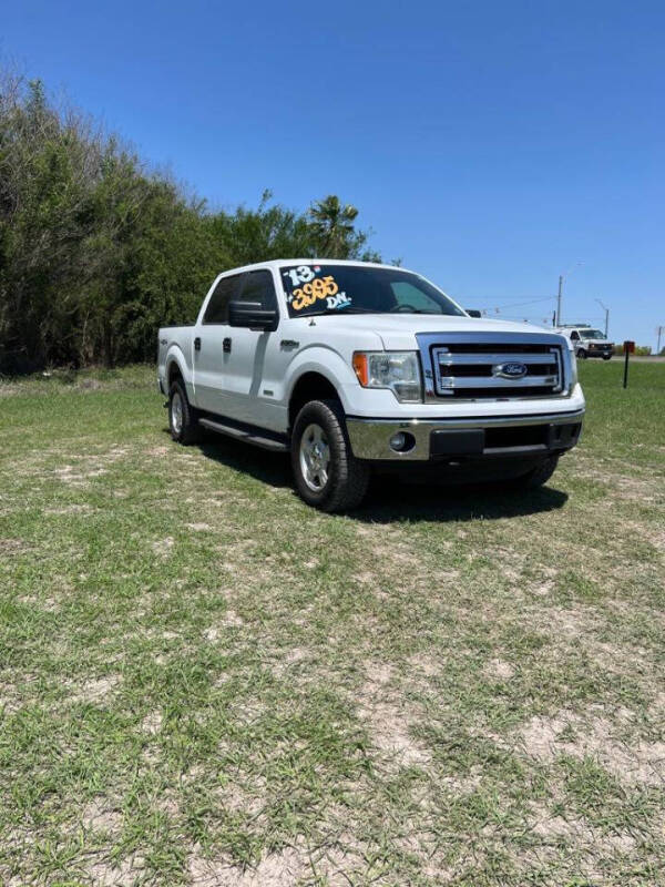 2013 Ford F-150 XLT's photo