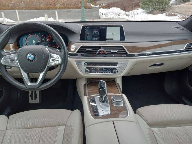 2016 BMW 7 Series