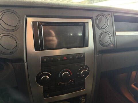 2008 Jeep Commander Sport