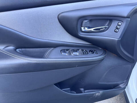 2021 Nissan Murano SL