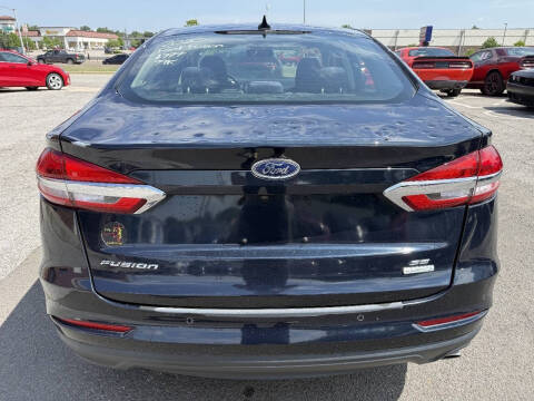 2020 Ford Fusion SE