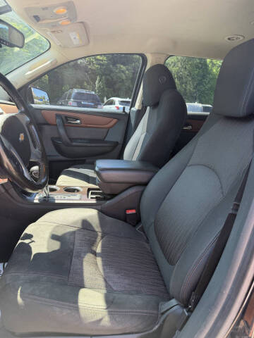 2017 Chevrolet Traverse LT