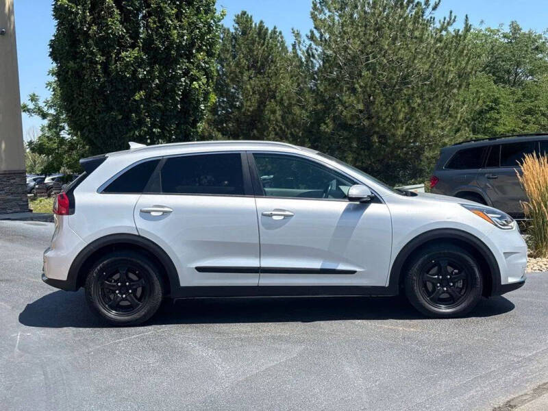 2019 Kia Niro Plug-In Hybrid EX Premium