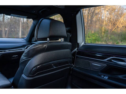 2022 BMW 7 Series 750i xDrive