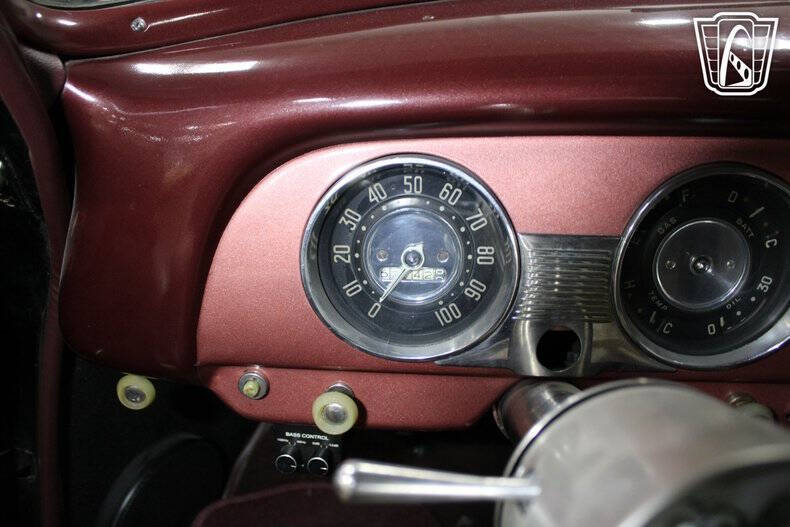 1952 Chevrolet Deluxe