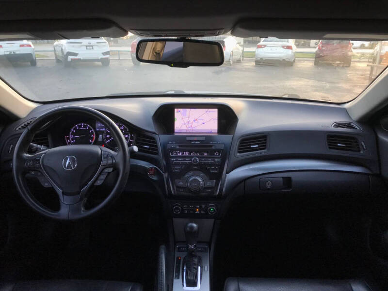 2013 Acura ILX 2.0L w/Tech