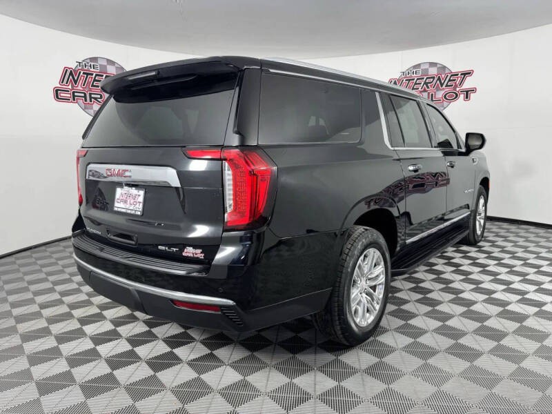 2022 GMC Yukon XL SLT