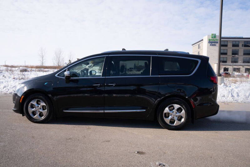 2018 Chrysler Pacifica Hybrid Limited