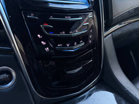 2018 Cadillac Escalade ESV Platinum
