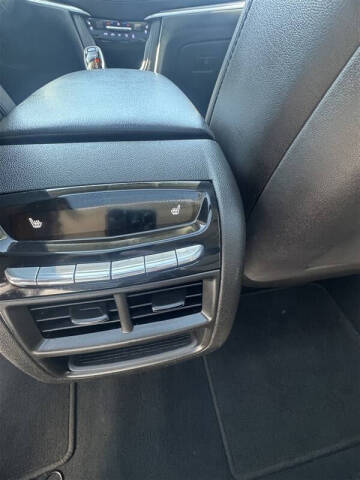 2018 Cadillac XT5 Premium Luxury