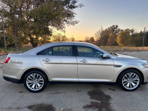 2017 Ford Taurus Limited