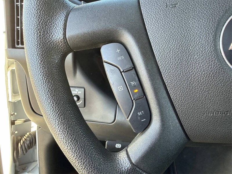 2024 Chevrolet Express 2500