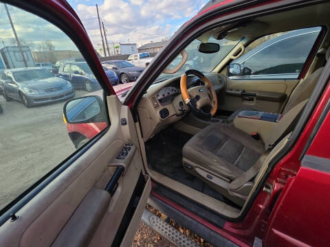 2004 Ford Explorer Sport Trac Adrenalin