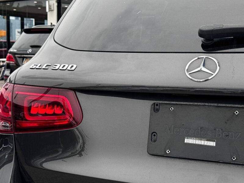 2021 Mercedes-Benz GLC GLC 300