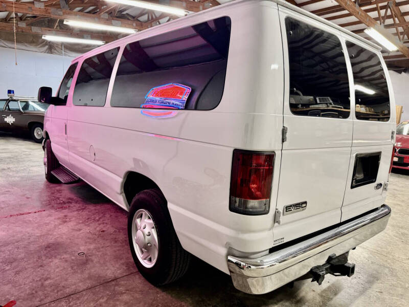 2007 Ford E-Series E-150 XLT