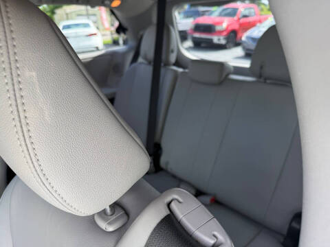 2015 Toyota Sienna Limited 7-Passenger