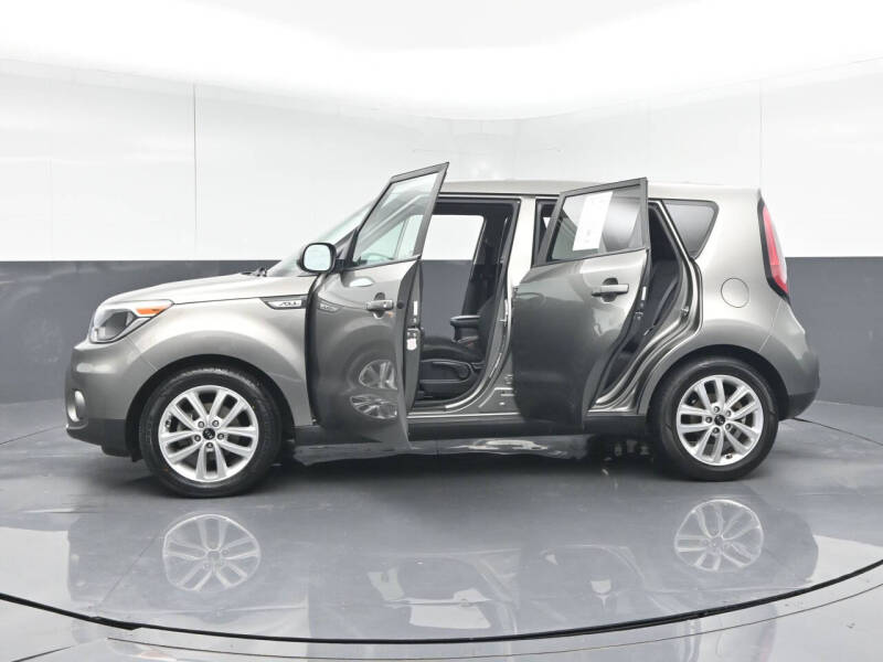 2019 Kia Soul +